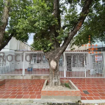 #2551 - Casa en venta en Cúcuta de 190m², 5 habitaciones y 1 parqueadero - 1