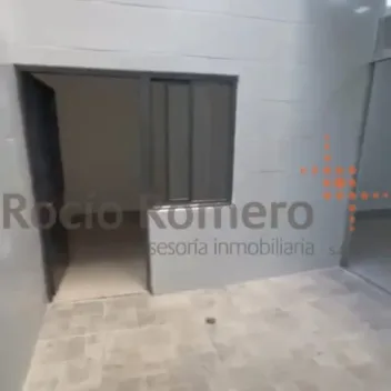 #2588 - Casa en venta en Los Patios de 340m², 7 habitaciones y 1 parqueadero - 8