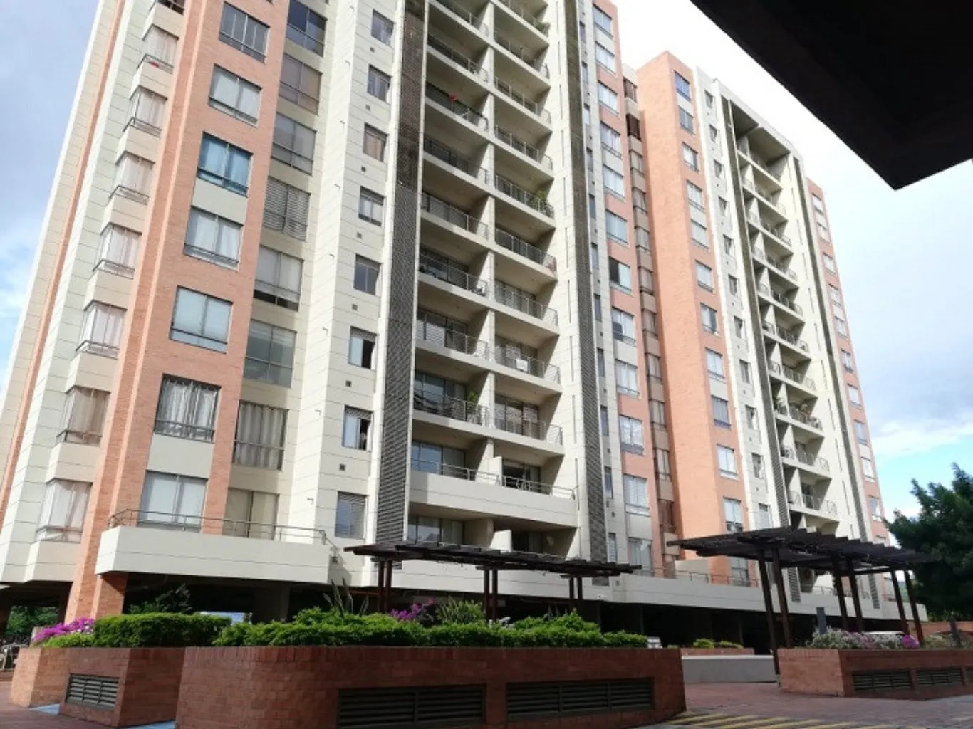 #76 - Apartamento en Cúcuta en arriendo de 98m², 3 habitaciones y 1 parqueadero - 1