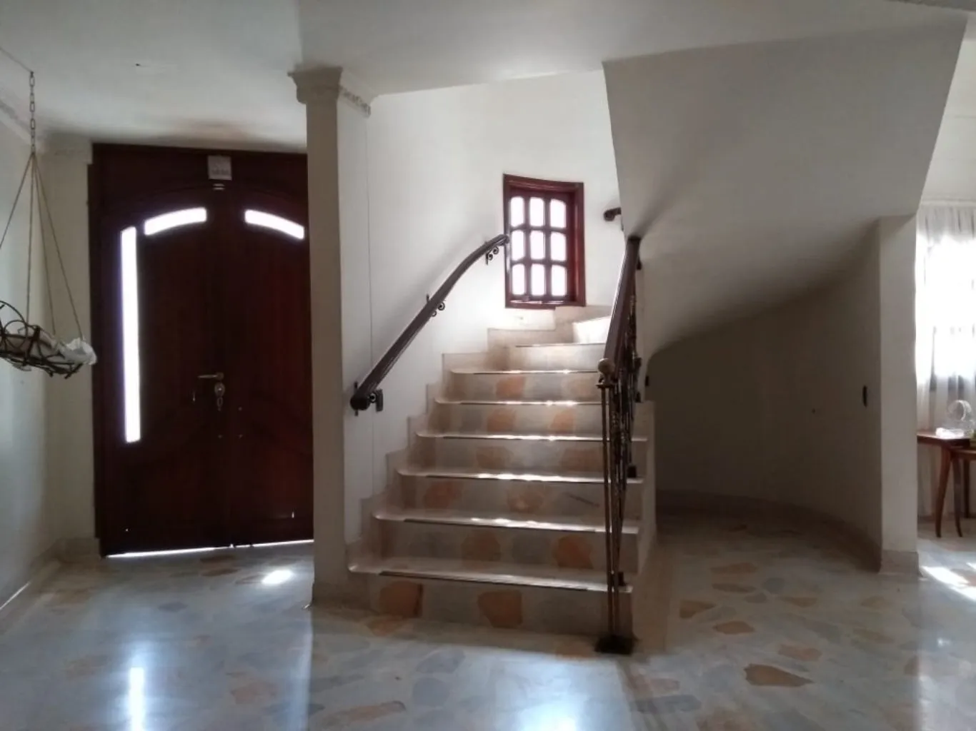 #144 - Casa en Cúcuta en venta de 300m², 6 habitaciones y 4 parqueaderos - 12