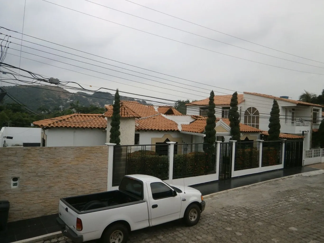 #185 - Casa en Cúcuta en venta de 372m², 4 habitaciones y 1 parqueadero - 2