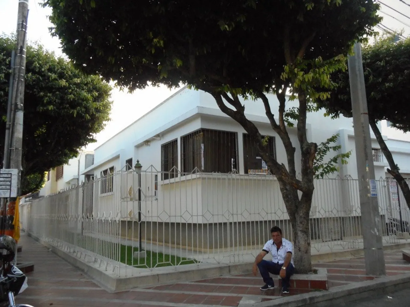 #208 - Casa en Cúcuta en venta de 339m², 3 habitaciones y 2 parqueaderos - 2