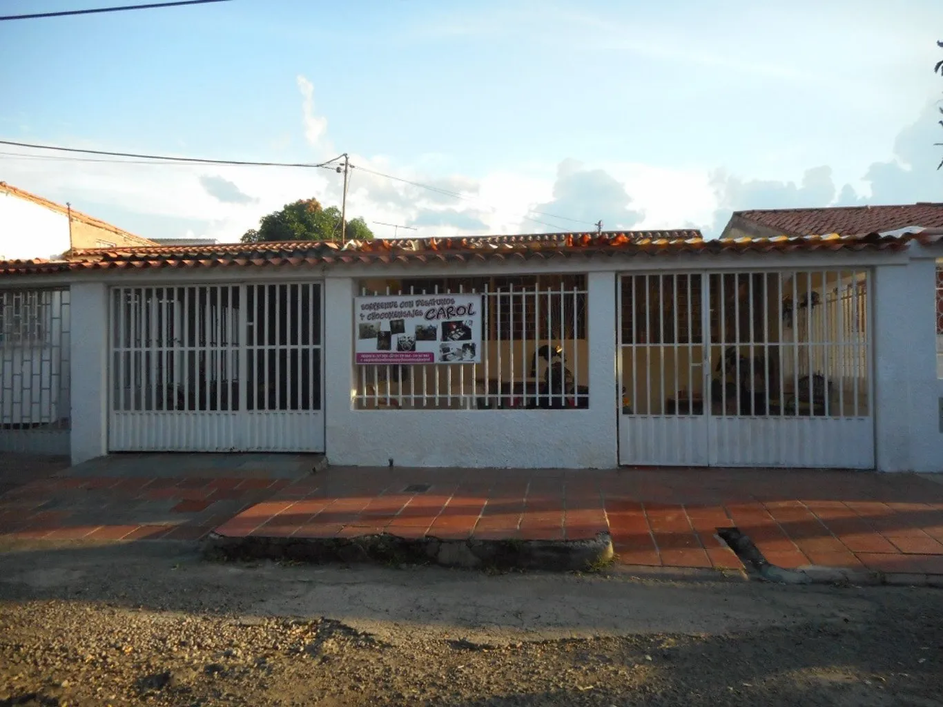 #217 - Casa en Cúcuta en venta de 232m², 3 habitaciones y 2 parqueaderos - 2