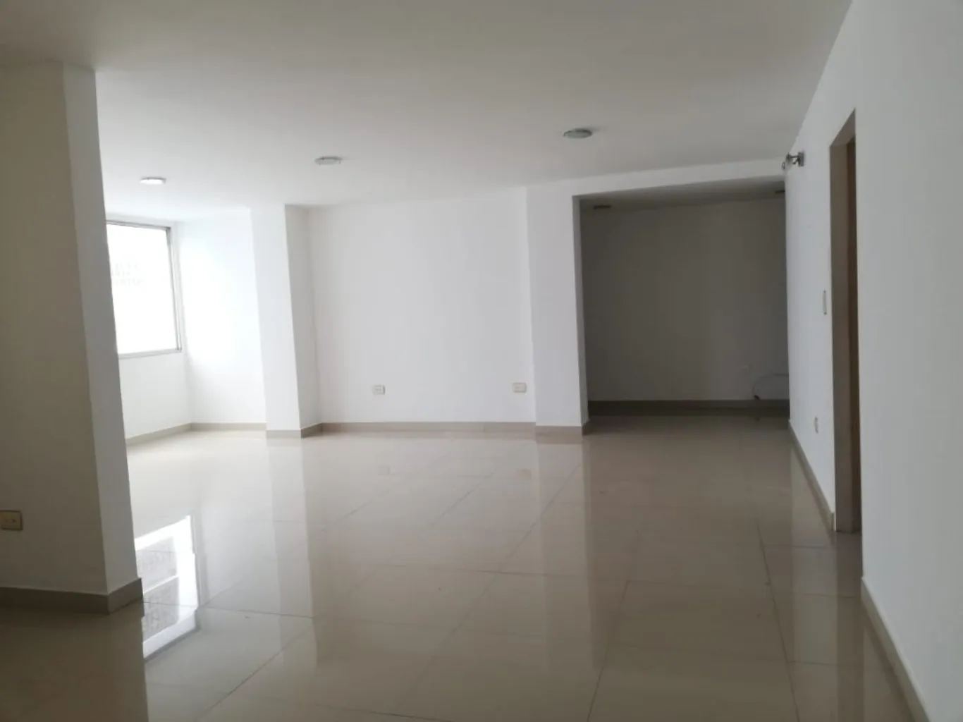 #240 - Apartamento en Cúcuta en venta de 110m², 3 habitaciones y 2 parqueaderos - 14