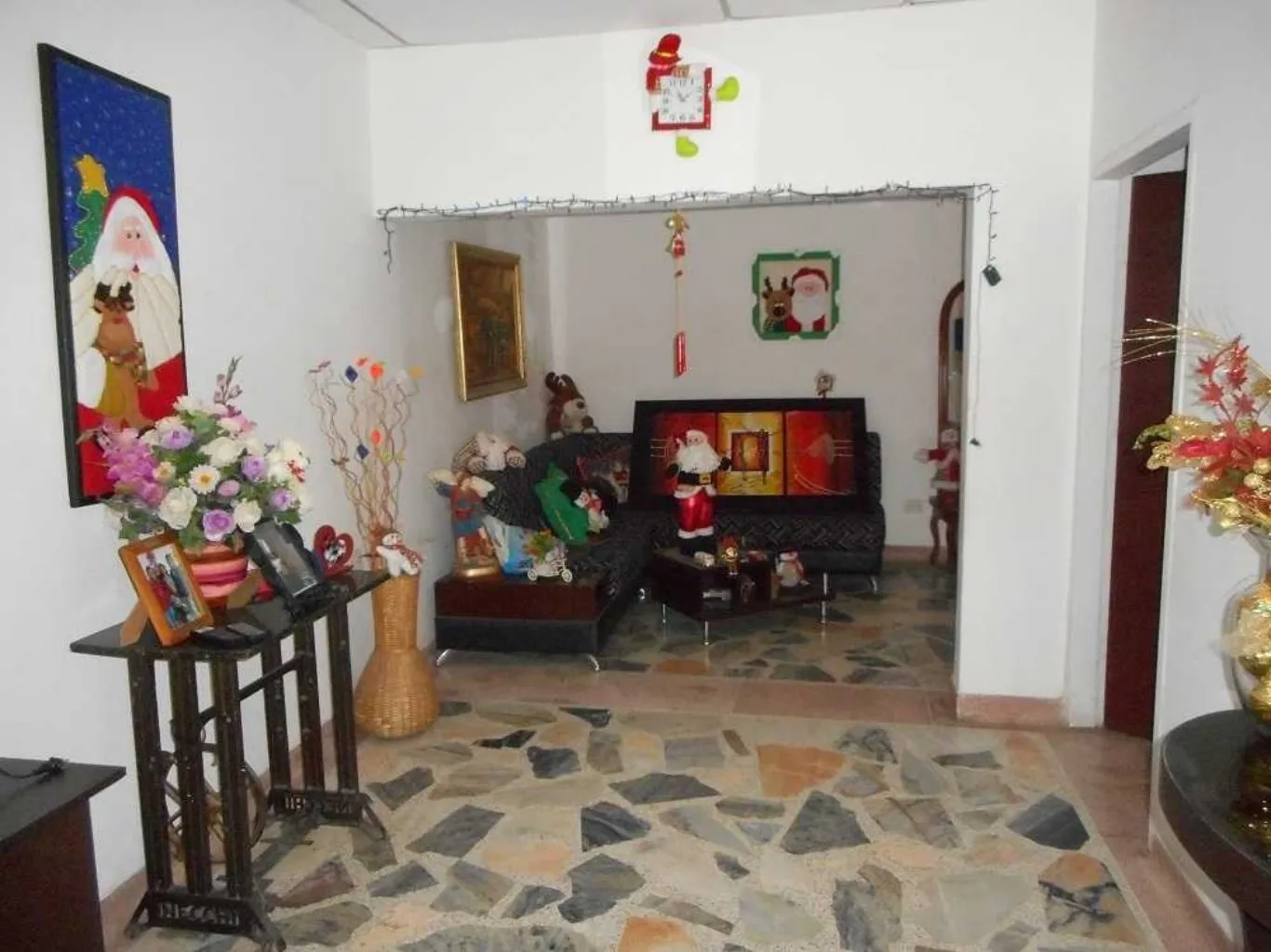 #284 - Casa en Cúcuta en venta de 233m², 4 habitaciones y 2 parqueaderos - 2