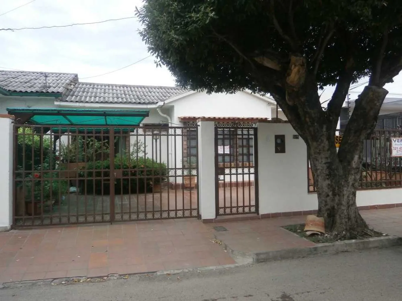 #294 - Casa en Cúcuta en venta de 200m², 4 habitaciones y 2 parqueaderos - 1