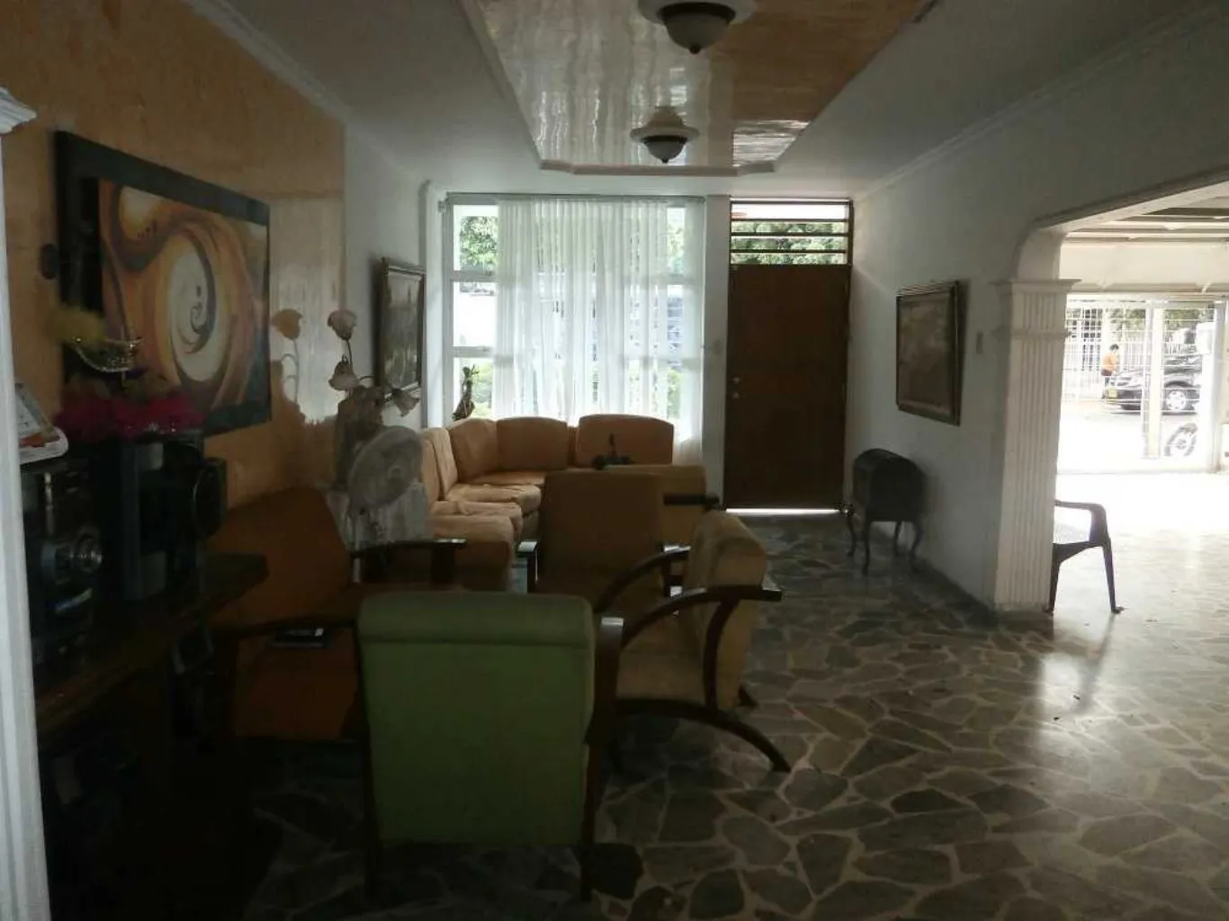 #317 - Casa en Cúcuta en venta de 430m², 5 habitaciones y 2 parqueaderos - 2
