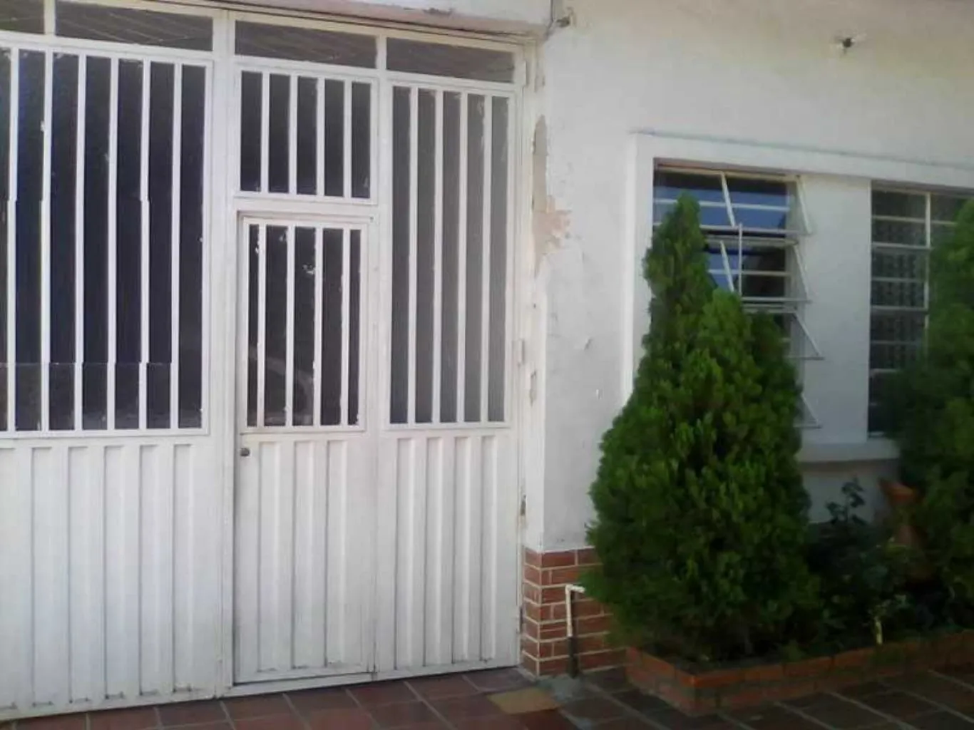 #321 - Casa en Cúcuta en venta de 200m², 3 habitaciones y 4 parqueaderos - 2