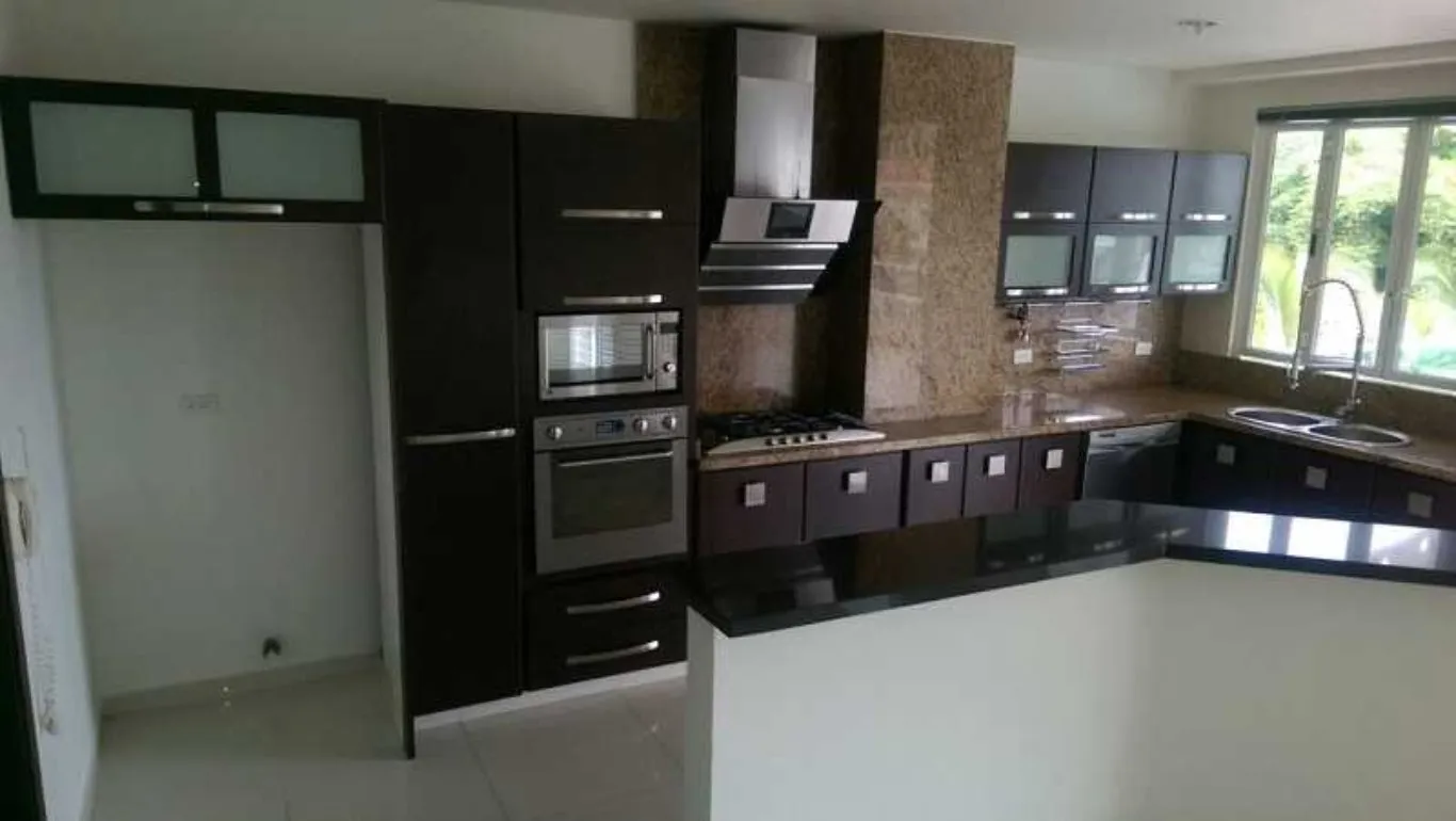 #326 - Apartamento en Cúcuta en venta de 230m², 3 habitaciones y 2 parqueaderos - 1