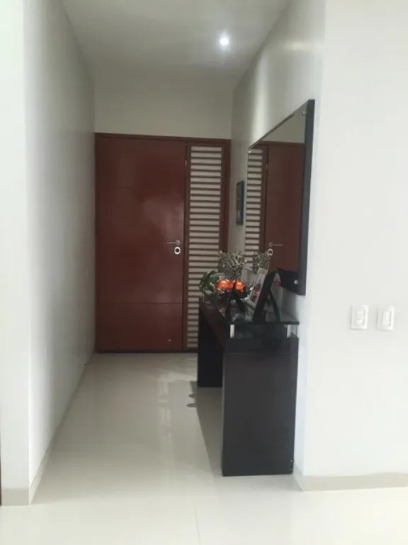 #328 - Apartamento en Cúcuta en venta de 208m², 3 habitaciones y 2 parqueaderos - 2