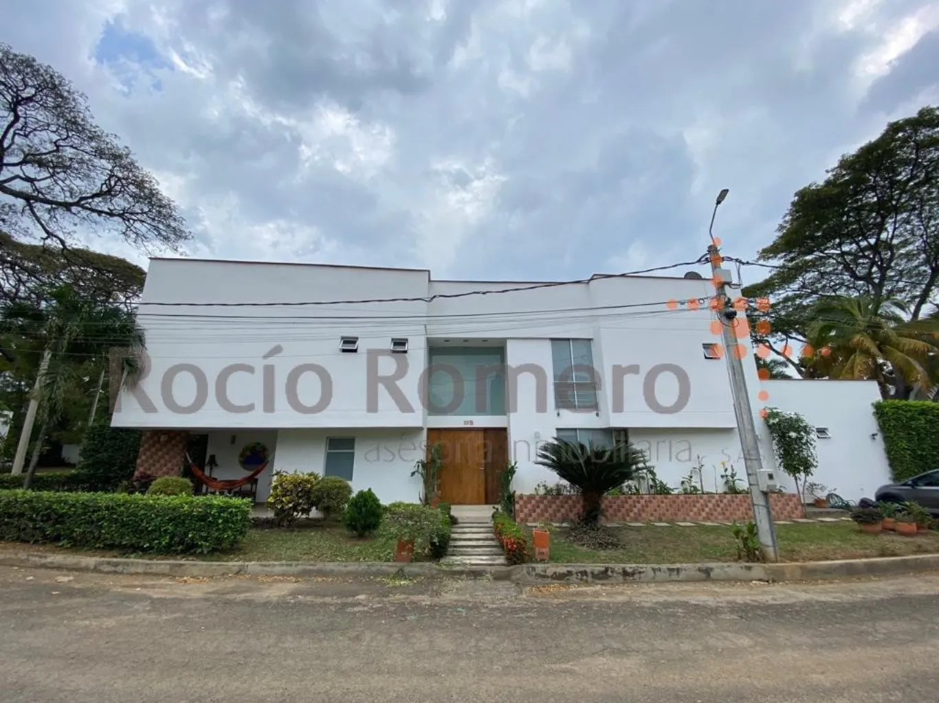 #385 - Casa en conjunto cerrado en Villa Del Rosario en venta de 300m², 3 habitaciones y 2 parqueaderos - 1