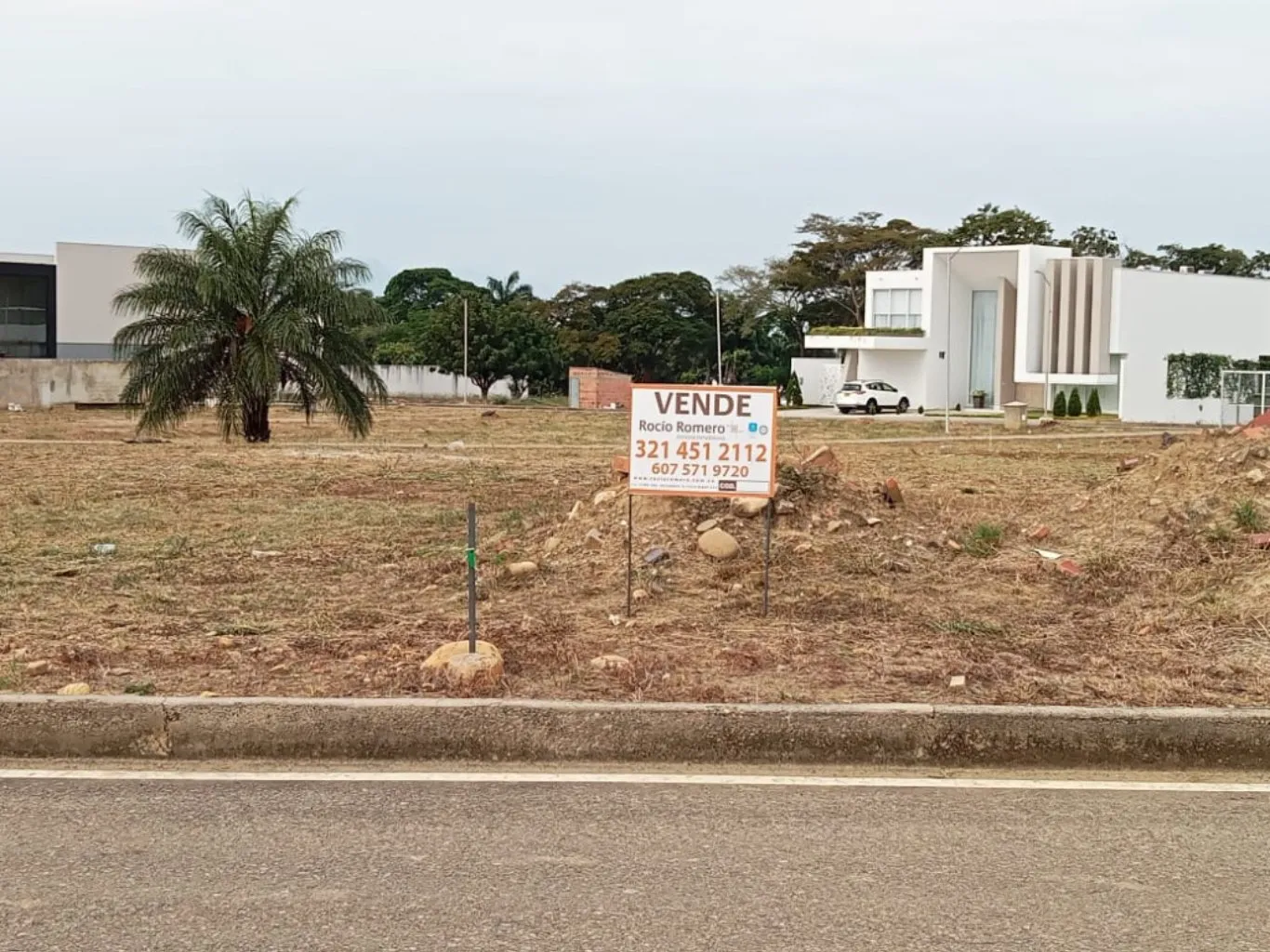 #389 - Lote en conjunto cerrado en Villa Del Rosario en venta de 1073m² - 1