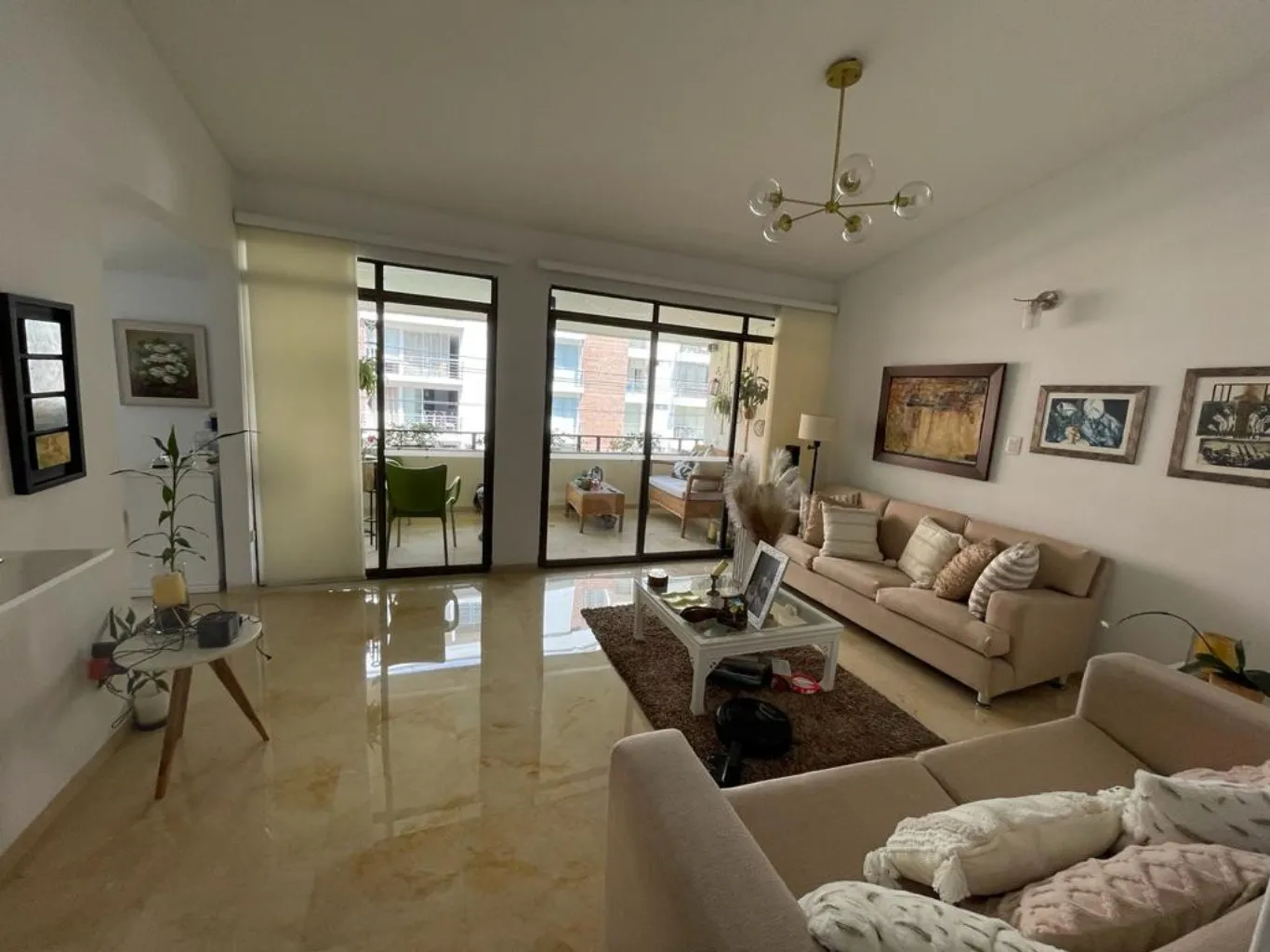#399 - Apartamento en Cúcuta en venta de 160m², 4 habitaciones y 2 parqueaderos - 1