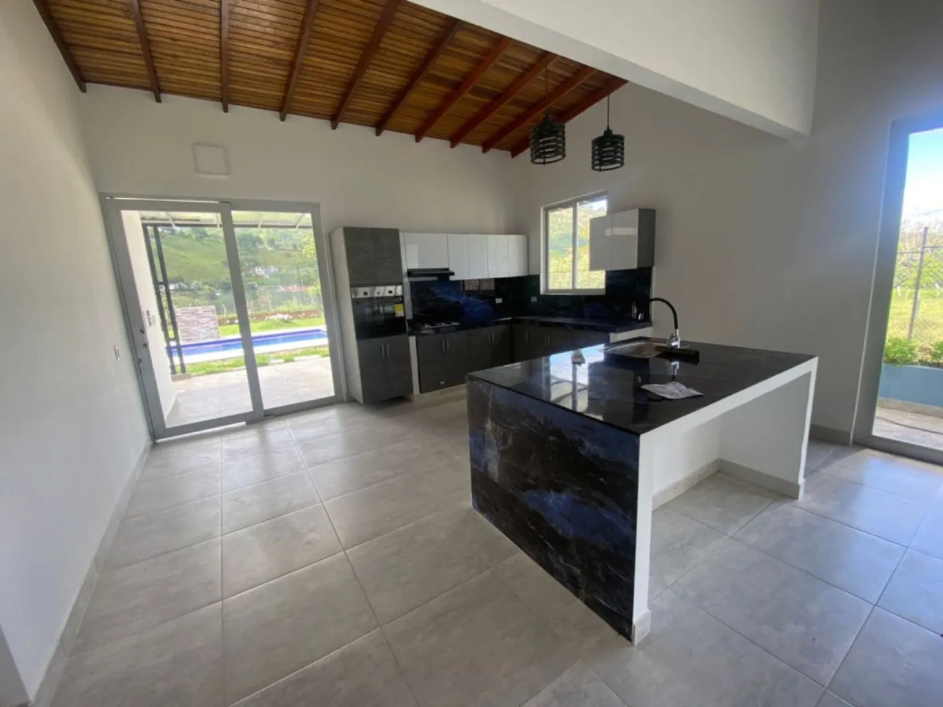 #417 - Casa en Chinácota en venta de 300m², 3 habitaciones y 1 parqueadero - 1