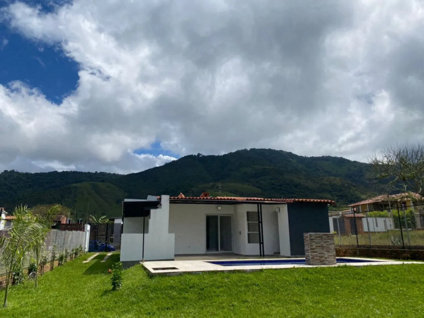 #417 - Casa en Chinácota en venta de 300m², 3 habitaciones y 1 parqueadero - 2