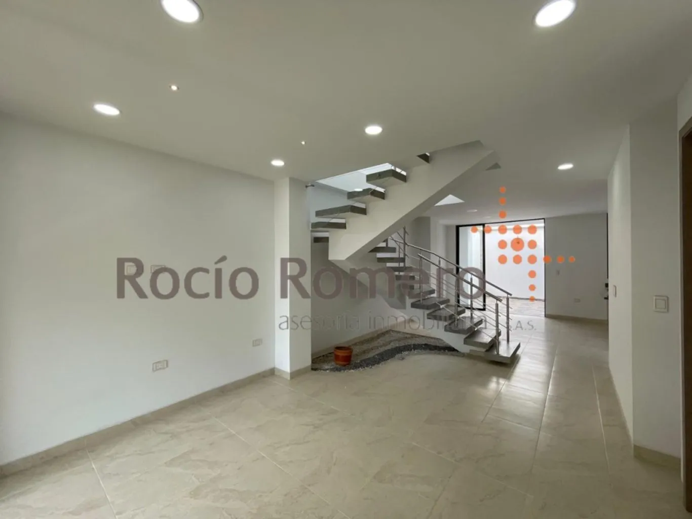 #437 - Casa en Cúcuta en venta de 167m², 3 habitaciones y 1 parqueadero - 2
