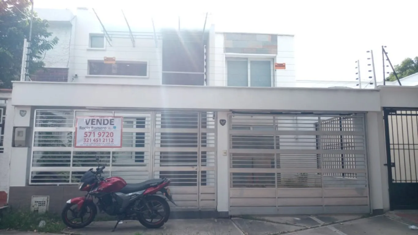#438 - Casa en Cúcuta en venta de 100m², 3 habitaciones y 2 parqueaderos - 1