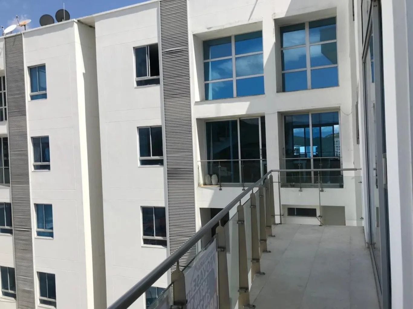 #461 - Apartamento en Los Patios en venta de 147m², 4 habitaciones y 2 parqueaderos - 2