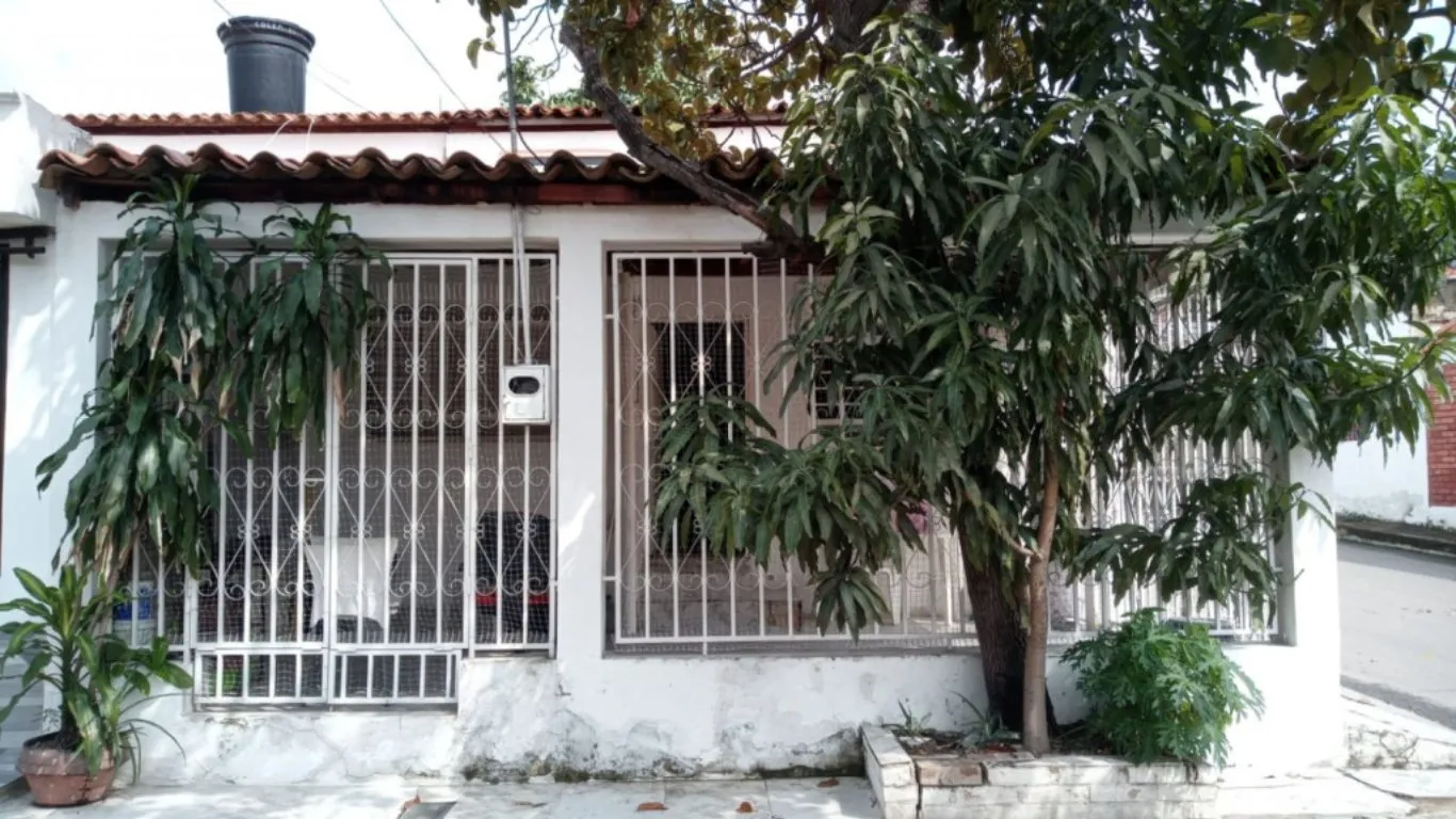 #499 - Casa en Los Patios en venta de 120m², 5 habitaciones y 1 parqueadero - 1