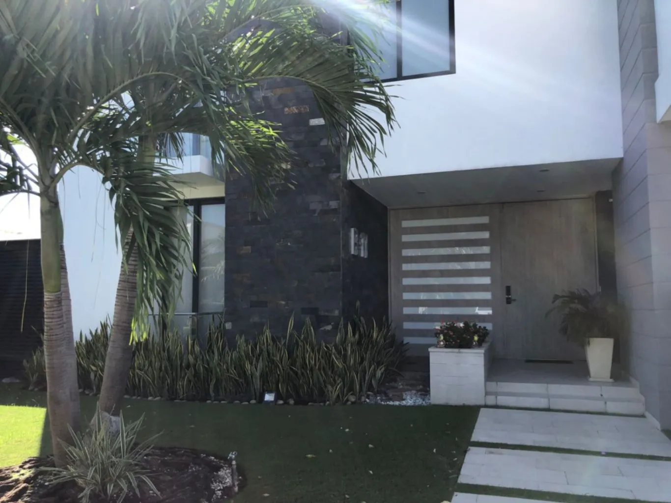 #515 - Casa en conjunto cerrado en Cúcuta en venta de 560m², 3 habitaciones y 5 parqueaderos - 2