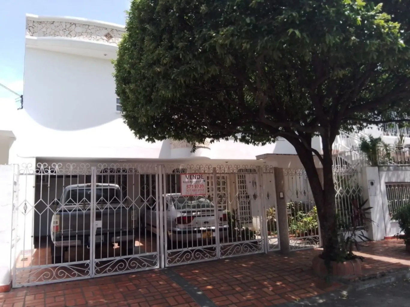 #535 - Casa en Cúcuta en venta de 350m², 8 habitaciones y 4 parqueaderos - 1