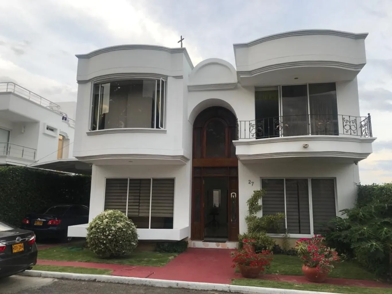 #550 - Casa en conjunto cerrado en Cúcuta en venta de 366m², 5 habitaciones y 3 parqueaderos - 1