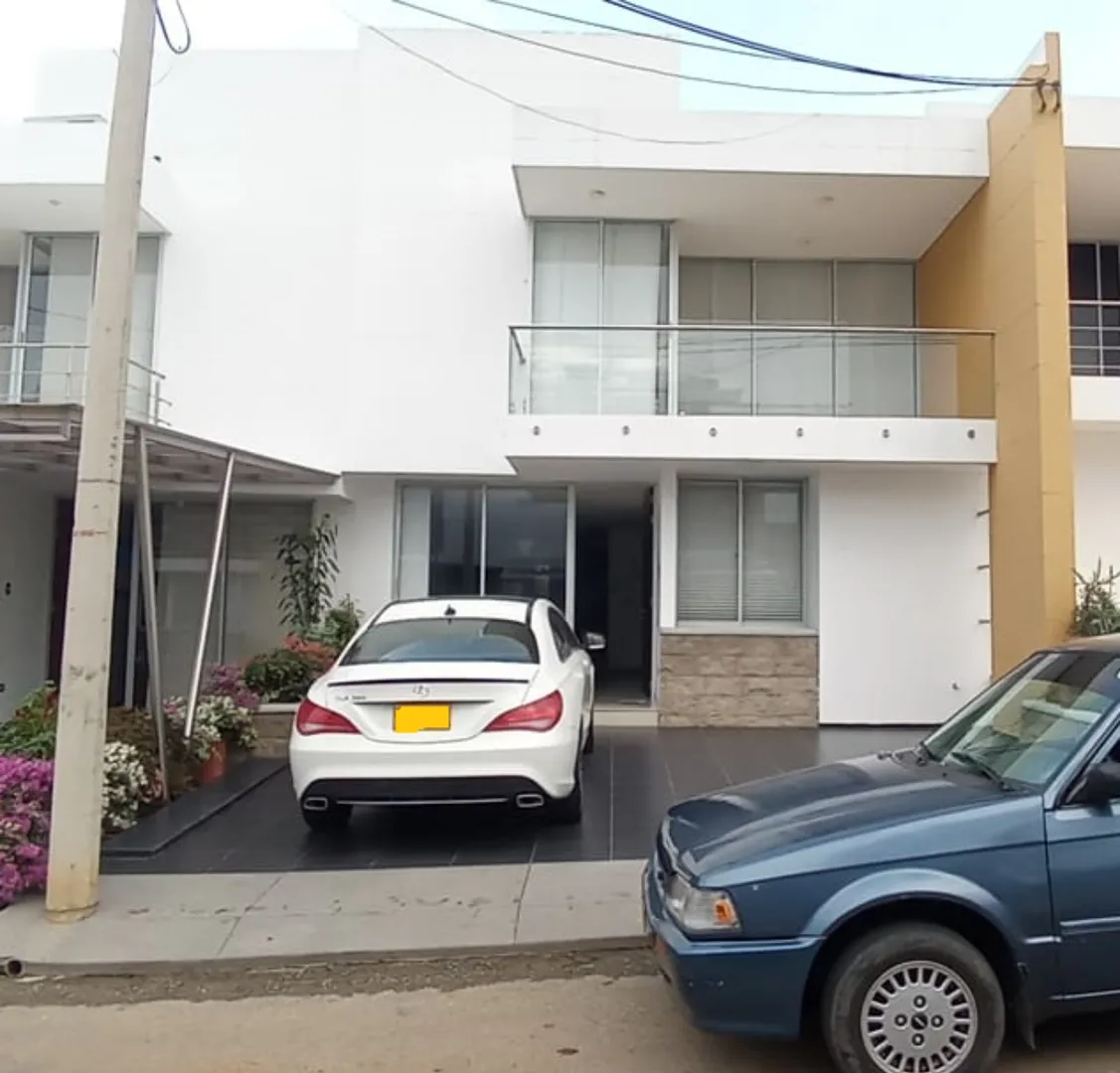 #596 - Casa en conjunto cerrado en Cúcuta en venta de 126m², 4 habitaciones y 1 parqueadero - 1