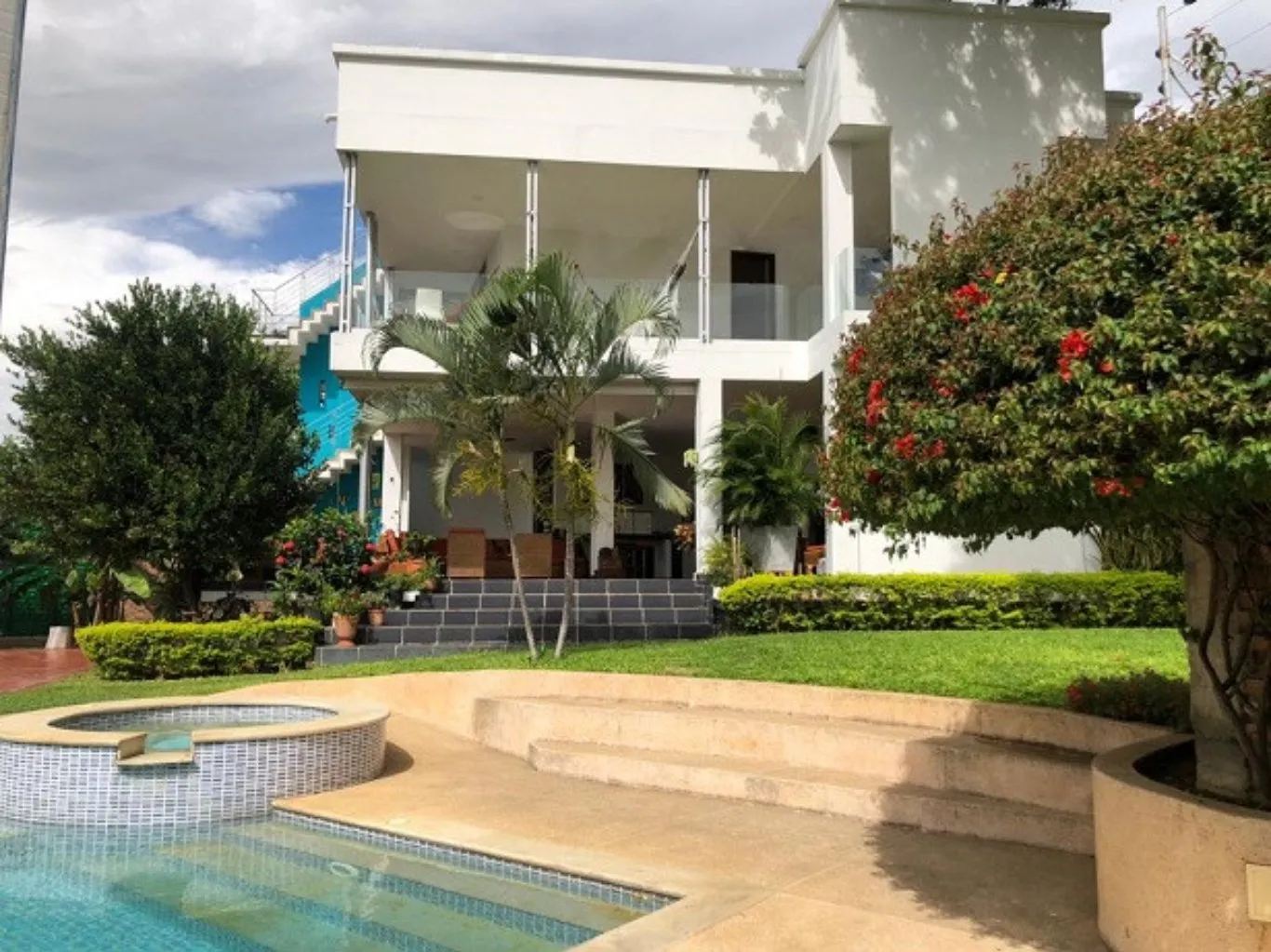#656 - Casa en conjunto cerrado en Cúcuta en venta de 1000m², 4 habitaciones y 6 parqueaderos - 1