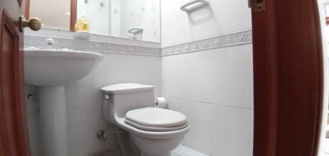 #692 - Casa en Cúcuta en venta de 453m², 7 habitaciones y 5 parqueaderos - 13