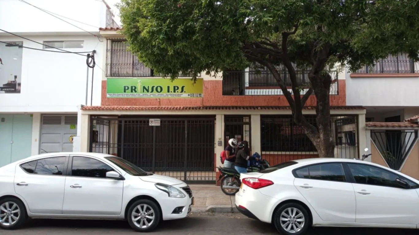 #702 - Casa en Cúcuta en venta de 383m², 6 habitaciones y 6 parqueaderos - 2