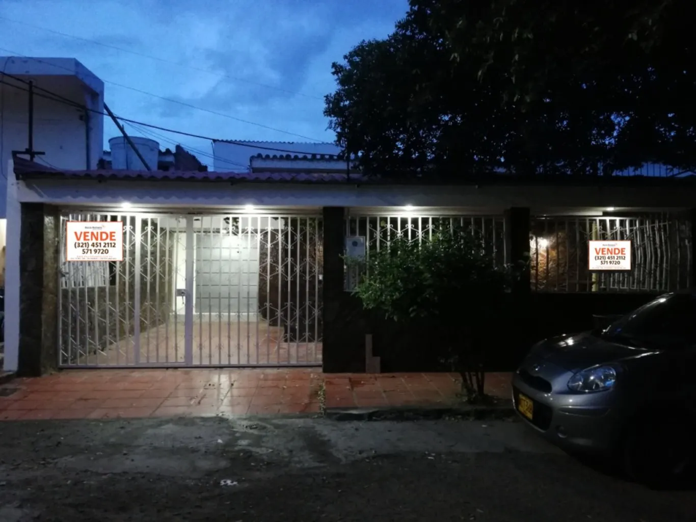 #718 - Casa en Cúcuta en venta de 300m², 6 habitaciones y 2 parqueaderos - 1