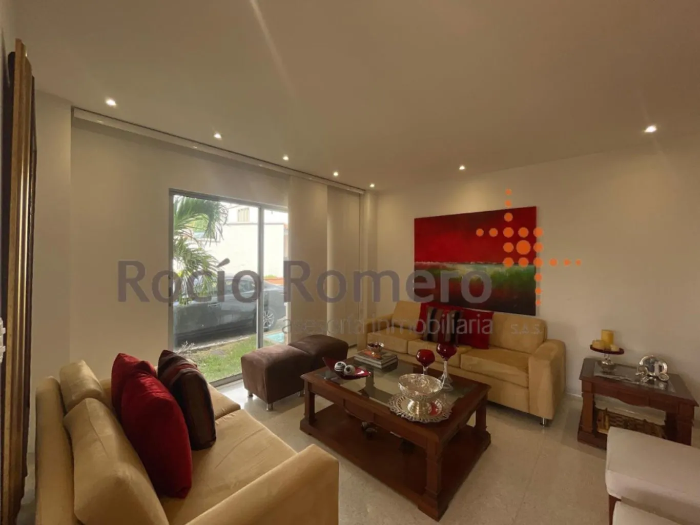 #731 - Casa en conjunto cerrado en Los Patios en venta de 240m², 4 habitaciones y 2 parqueaderos - 2