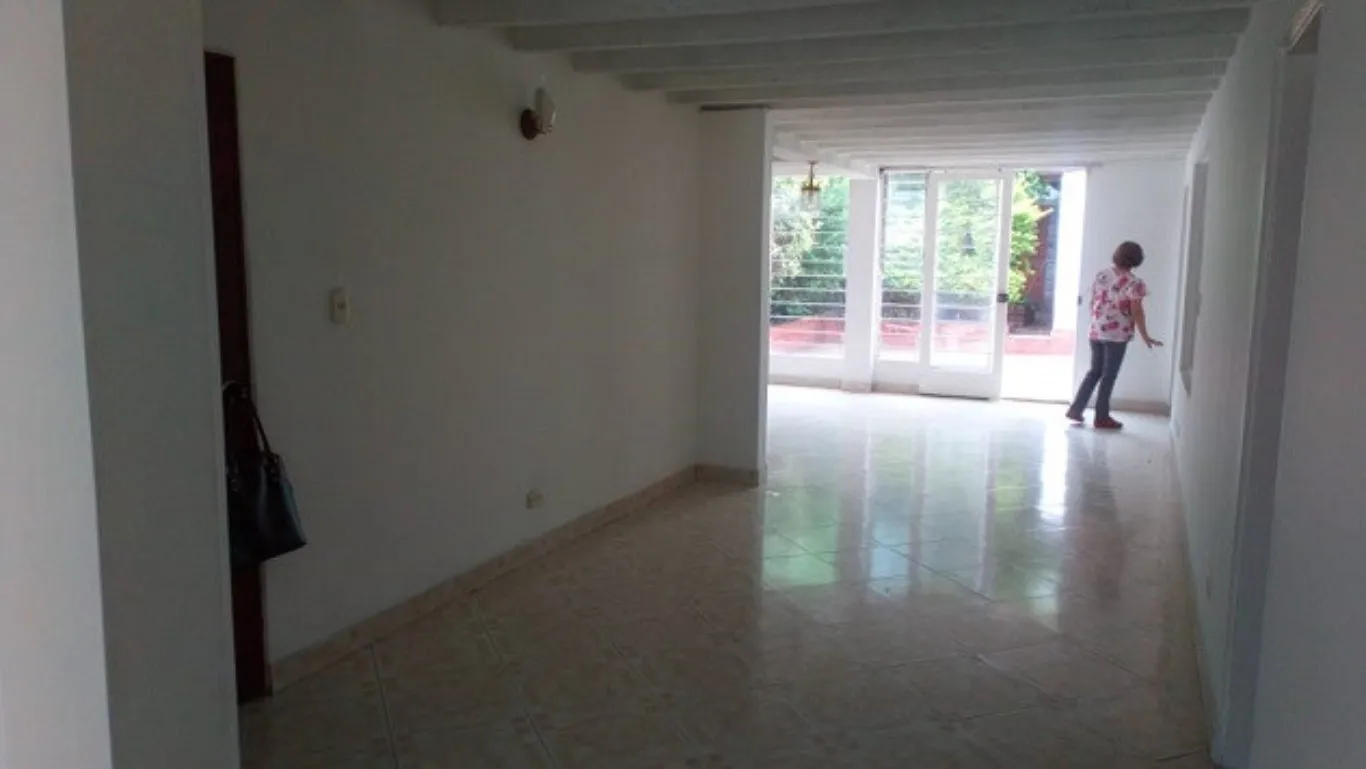 #732 - Casa en Cúcuta en venta de 270m², 5 habitaciones y 1 parqueadero - 2