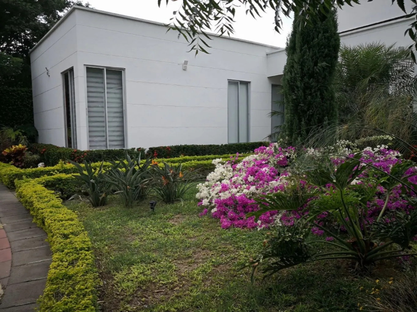 #746 - Casa en conjunto cerrado en Los Patios en venta de 960m², 4 habitaciones y 6 parqueaderos - 2
