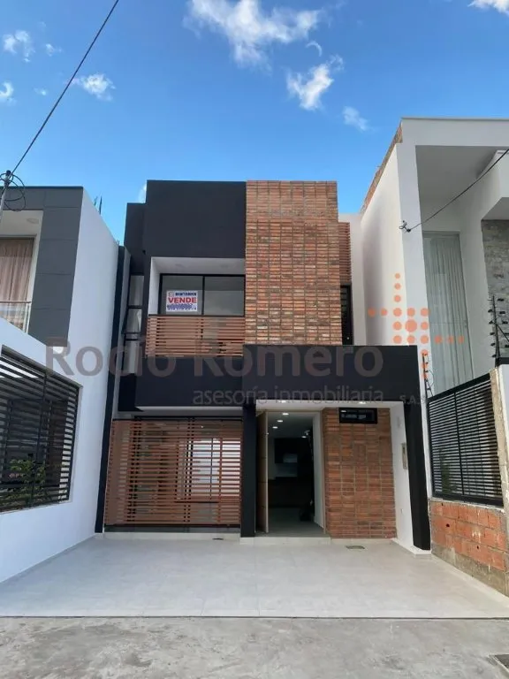 #807 - Casa en Cúcuta en venta de 150m², 3 habitaciones y 2 parqueaderos - 1