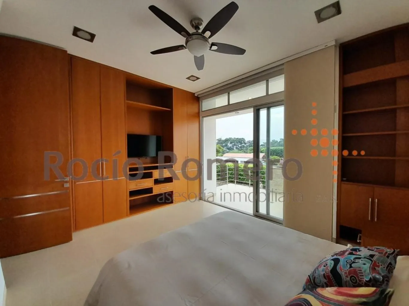 #815 - Casa en conjunto cerrado en Villa del Rosario en venta de 400m², 5 habitaciones y 2 parqueaderos - 28
