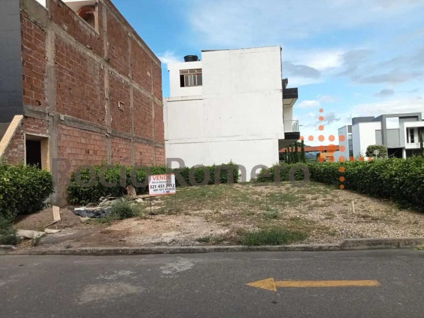 #821 - Lote en conjunto cerrado en El Pórtico en venta de 170m² - 2