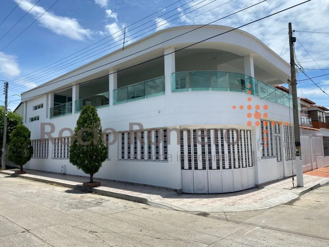 #824 - Casa en Cúcuta en venta de 360m², 3 habitaciones y 2 parqueaderos - 1