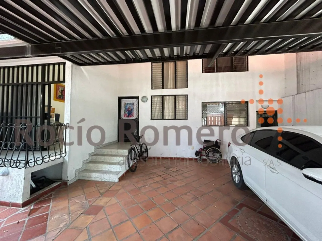 #901 - Casa en Cúcuta en venta de 300m², 4 habitaciones y 2 parqueaderos - 1