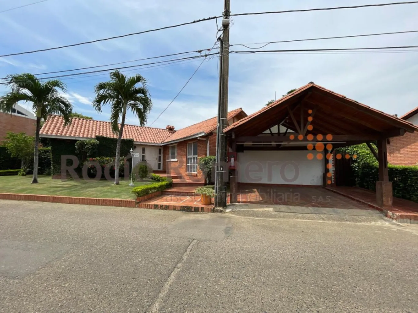 #911 - Casa en conjunto cerrado en Villa Del Rosario en venta de 490m², 4 habitaciones y 2 parqueaderos - 1