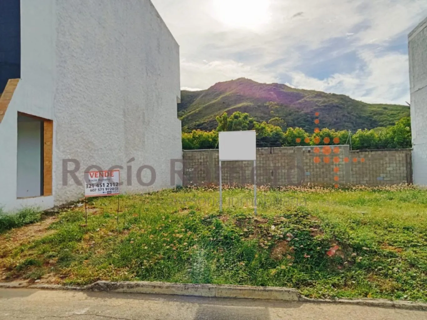 #915 - Lote en conjunto cerrado en El Pórtico en venta de 120m² - 2