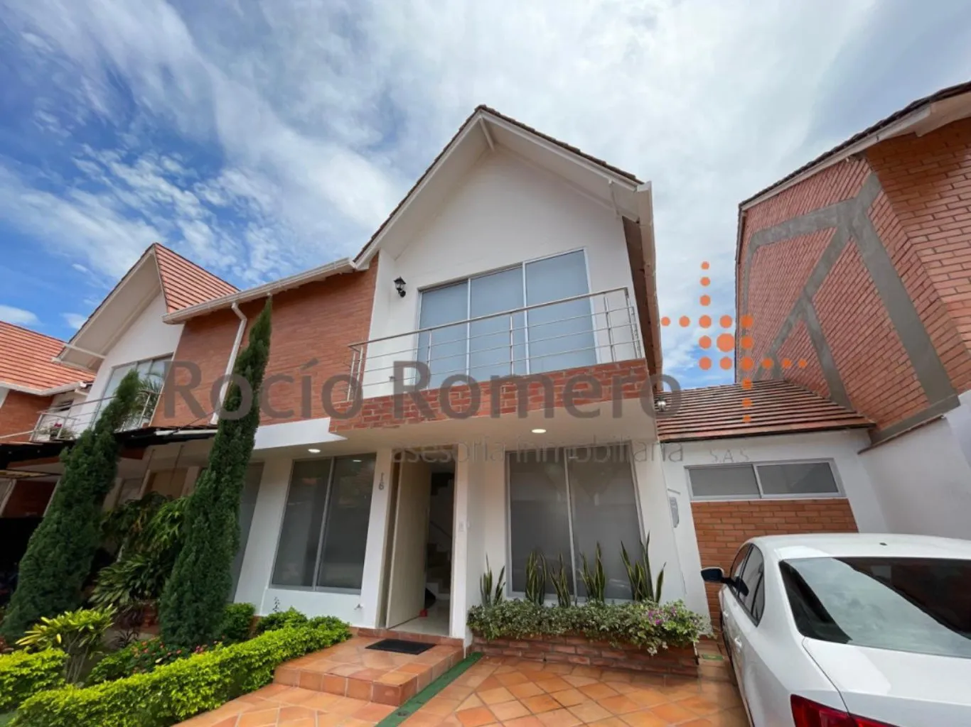 #961 - Casa en conjunto cerrado en Los Patios en venta de 115m², 3 habitaciones y 2 parqueaderos - 1