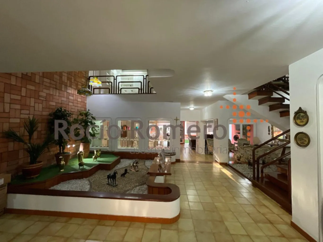 #997 - Casa en Cúcuta en venta de 532m², 5 habitaciones y 6 parqueaderos - 2