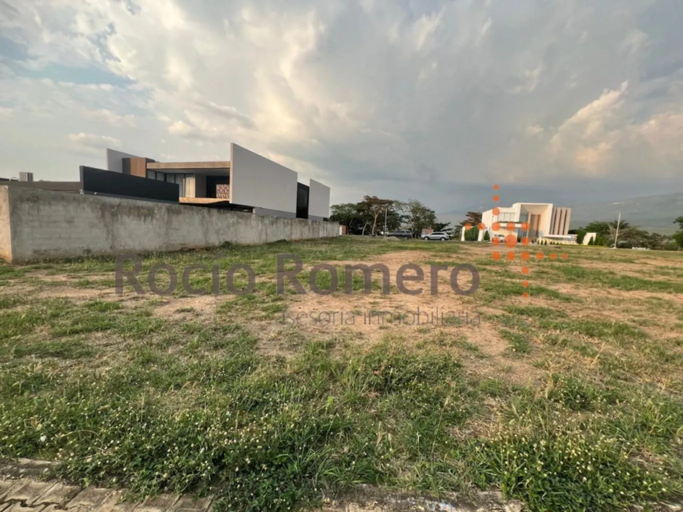#1014 - Lote en Villa Del Rosario en venta de 1.012m² - 2