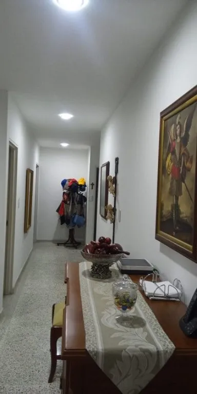#1027 - Apartamento en Cúcuta en venta de 168m², 3 habitaciones y 2 parqueaderos - 2