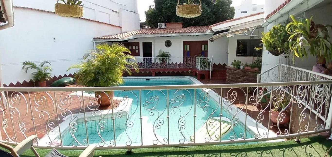 #1044 - Casa en Cúcuta en venta de 379m², 3 habitaciones y 1 parqueadero - 2