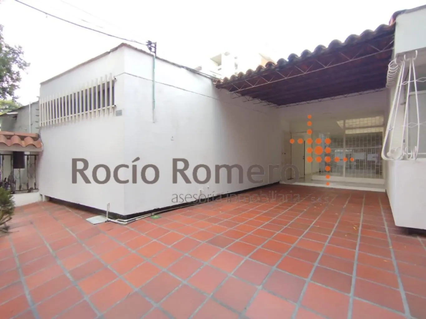 #1205 - Casa en Cúcuta en arriendo de 340m², 4 habitaciones y 2 parqueaderos - 2