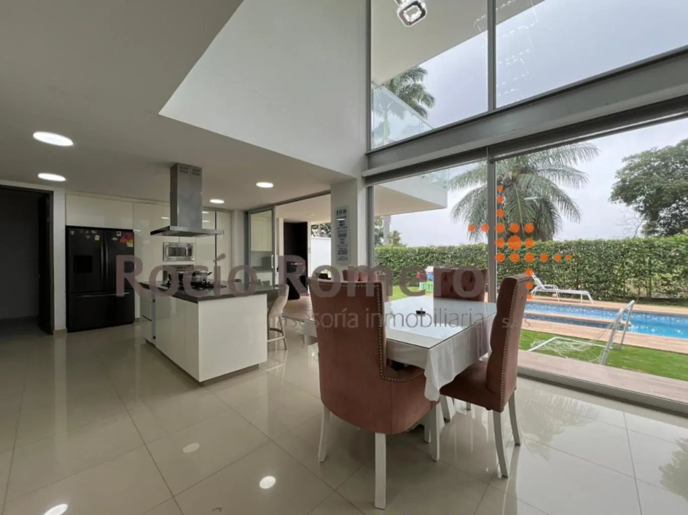 #1226 - Casa en conjunto cerrado en Villa del Rosario en venta de 358m², 4 habitaciones y 2 parqueaderos - 2