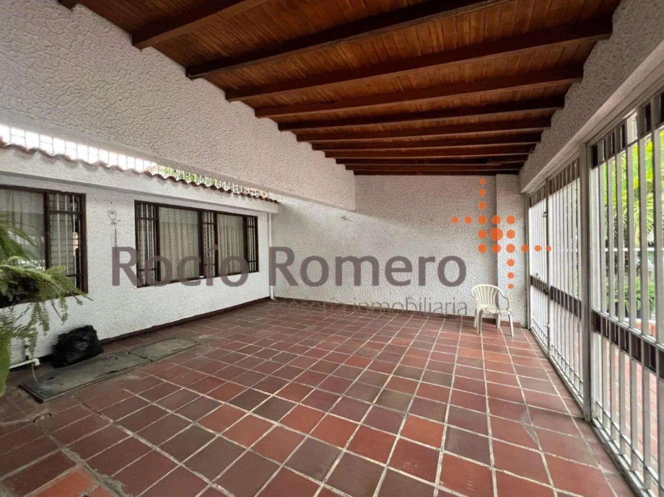 #1228 - Casa en Cúcuta en venta de 349m², 5 habitaciones y 2 parqueaderos - 2