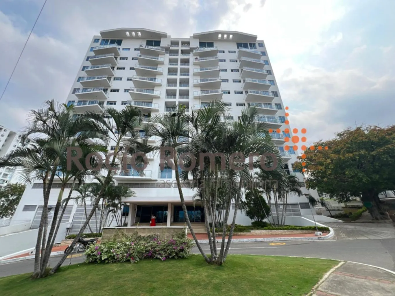 #1260 - Apartamento Dúplex en Los Patios en arriendo de 170m², 4 habitaciones y 2 parqueaderos - 1